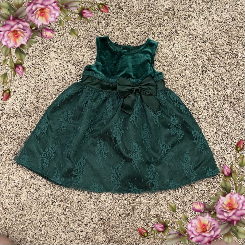 Little girl forest green lace formal dress with bow